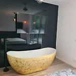 Apart-hotel Arena Park 3*