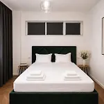 Arena Park Aparthotel