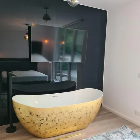 Aparthotel Arena Park 4*