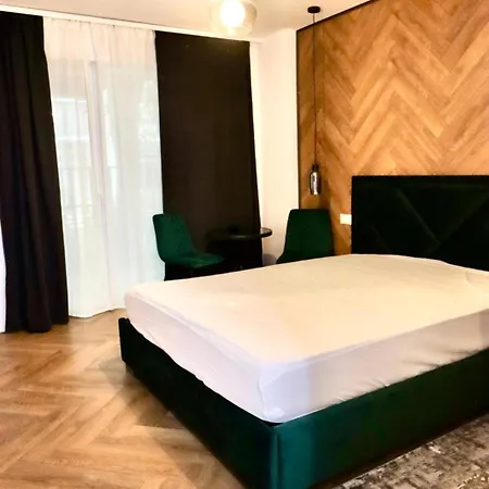 Aparthotel Arena Park 4*