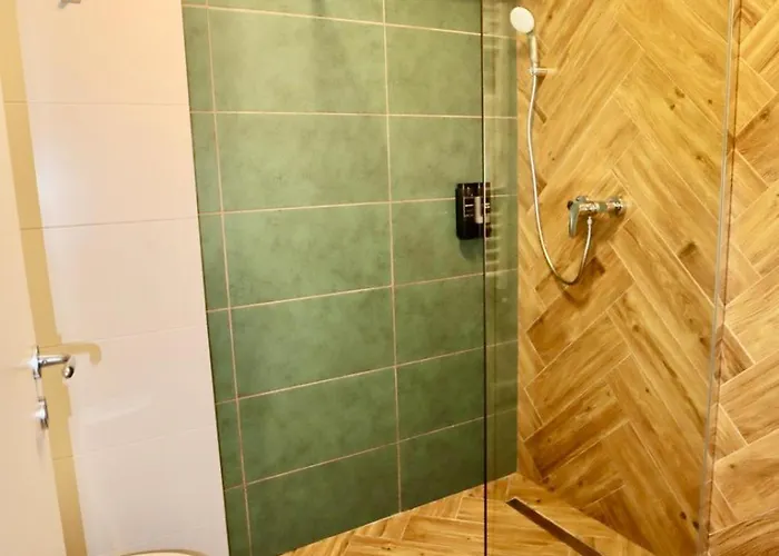 Ξενοδοχείο με διαμερίσματα Arena Park