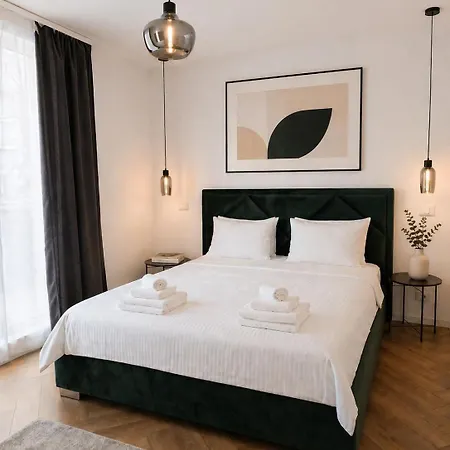 Arena Park Aparthotel