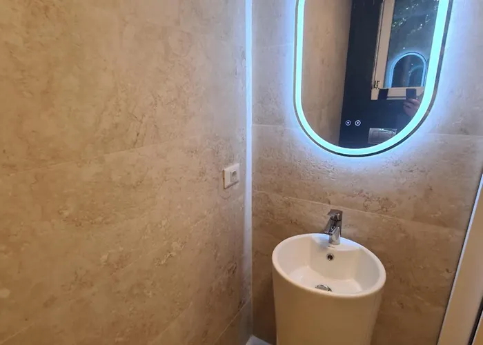 アパートホテル Arena Park ブカレスト